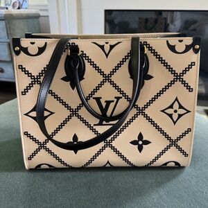 Louis Vuitton OnTheGo MM Tote Bag
